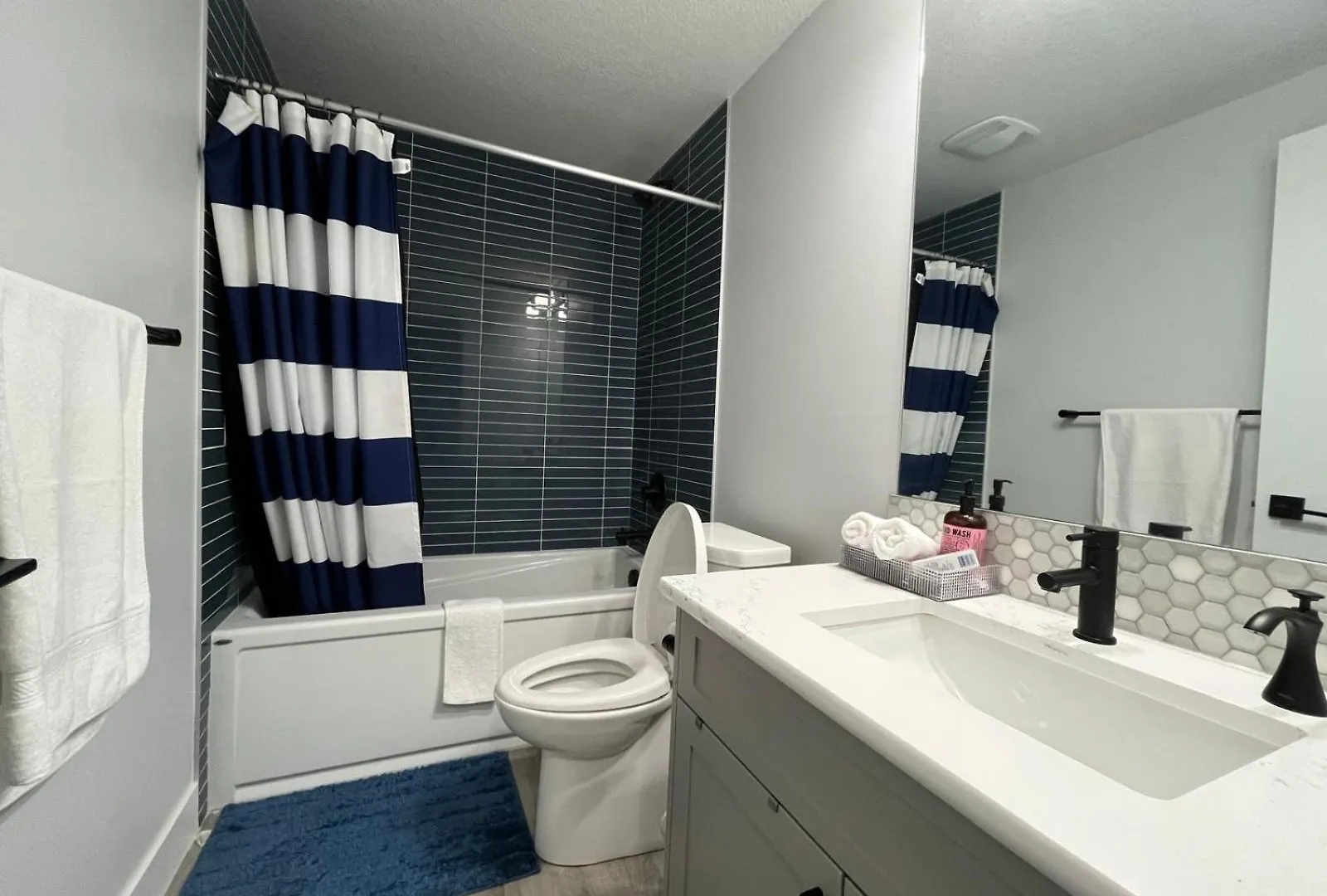 Arriva Homestay Calgary Apartment